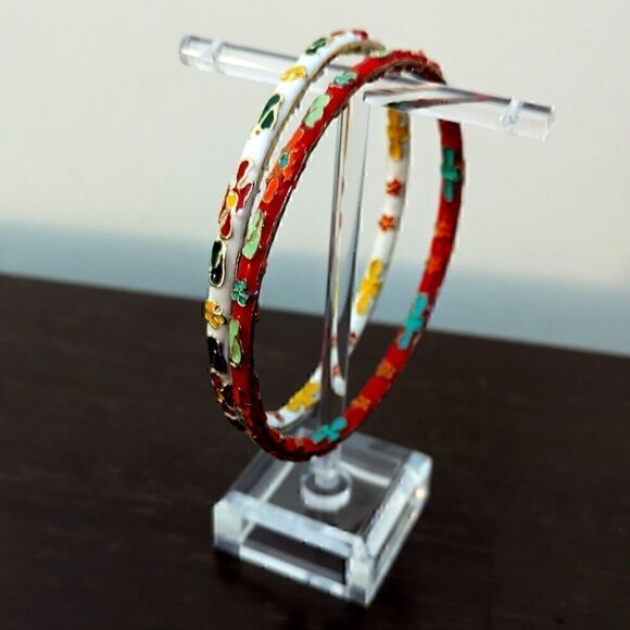 3/$30 Stunning 2.75" Vintage Cloisonne Red and White Floral Bangle Bracelet Set - Picture 4 of 11